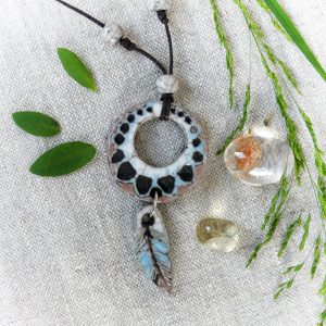 Pendentif Attrape-rêves blanc turquoise et brun clair