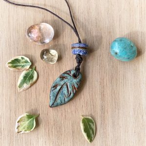 Pendentif feuille